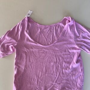 GAP Lavender Scoop Neck Short Sleeve Tee
